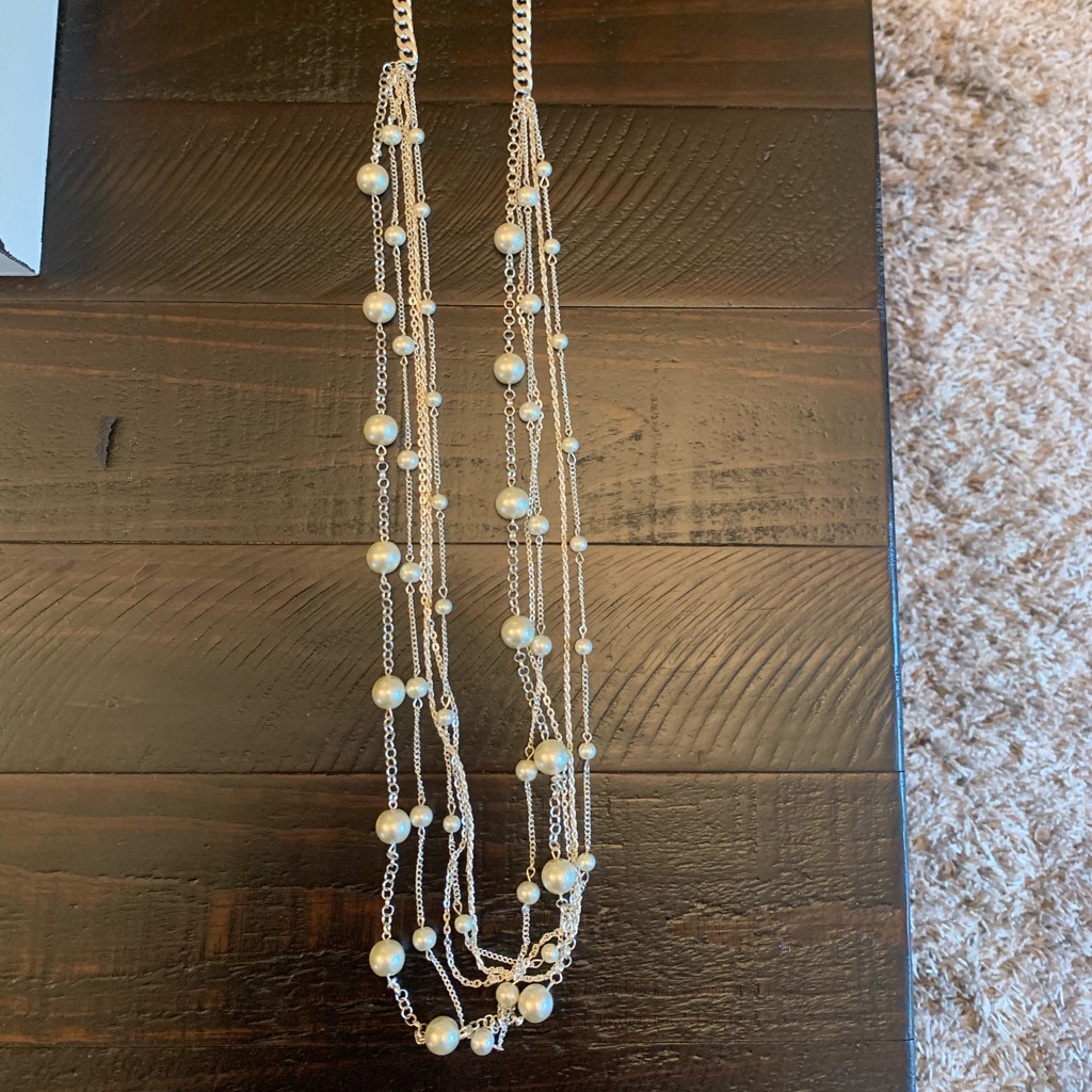 Silver And Pearl Necklace.
